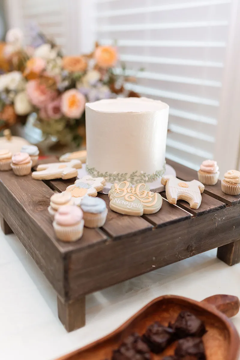 Baby shower desserts table